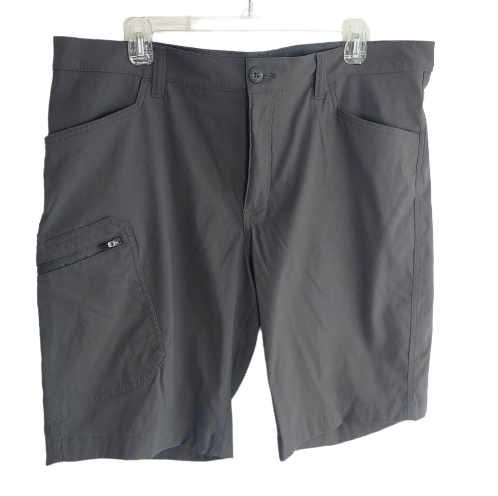 Eddie Bauer Shorts Mens SZ 36 Gray Cargo Stretch Nylon Outdoor Moisture Wicking